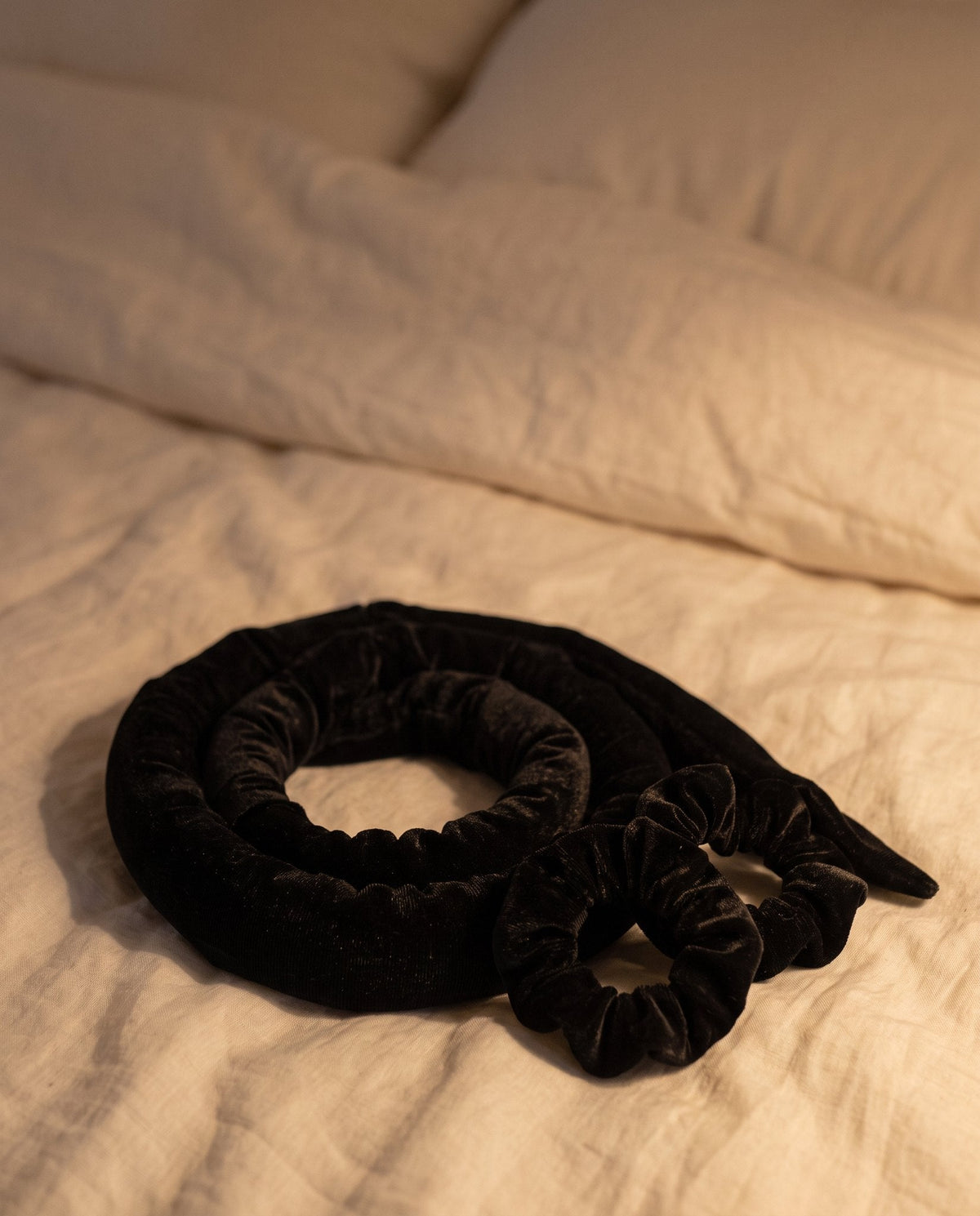 Hair tools: velvet heatless curling rod and scrunchies